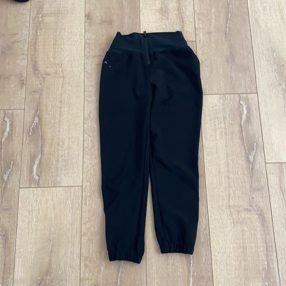 Five dancewear joggers